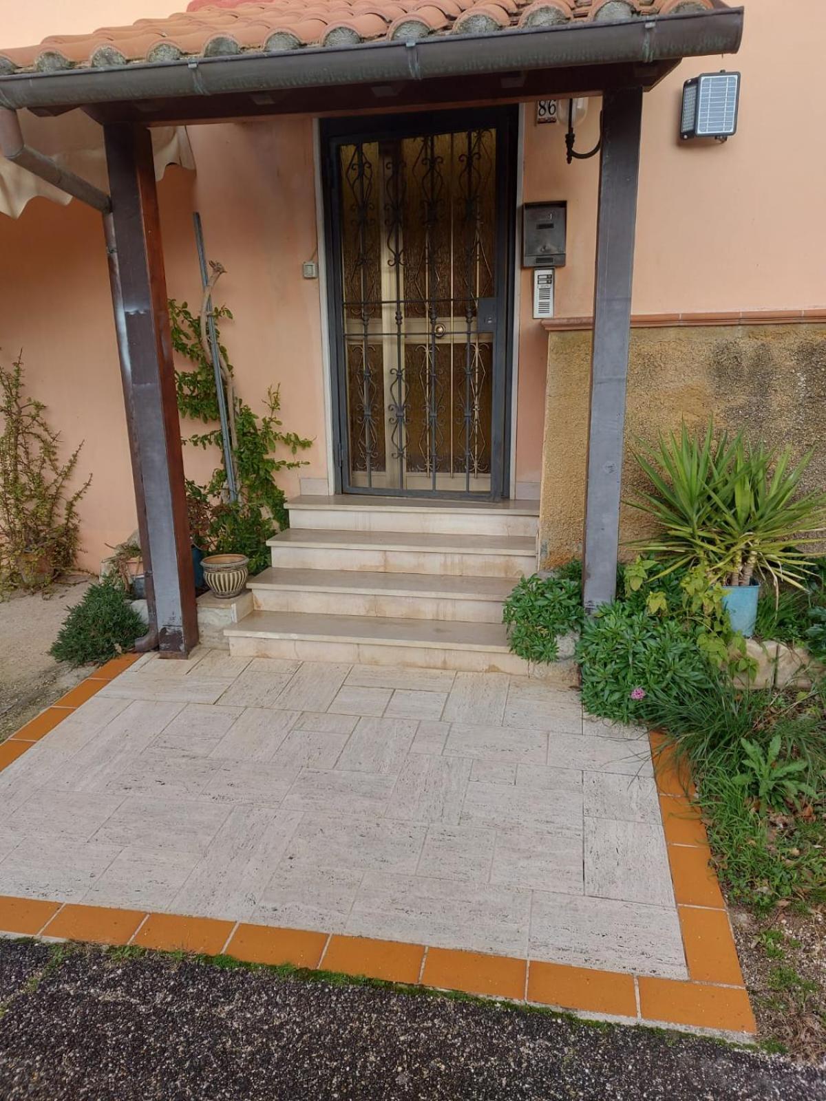 Affittacamere Da Elio E Renata Calvi dellʼ Umbria Екстериор снимка